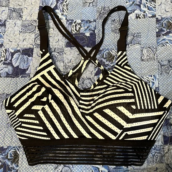 Victoria Sport bra. - Picture 1 of 5